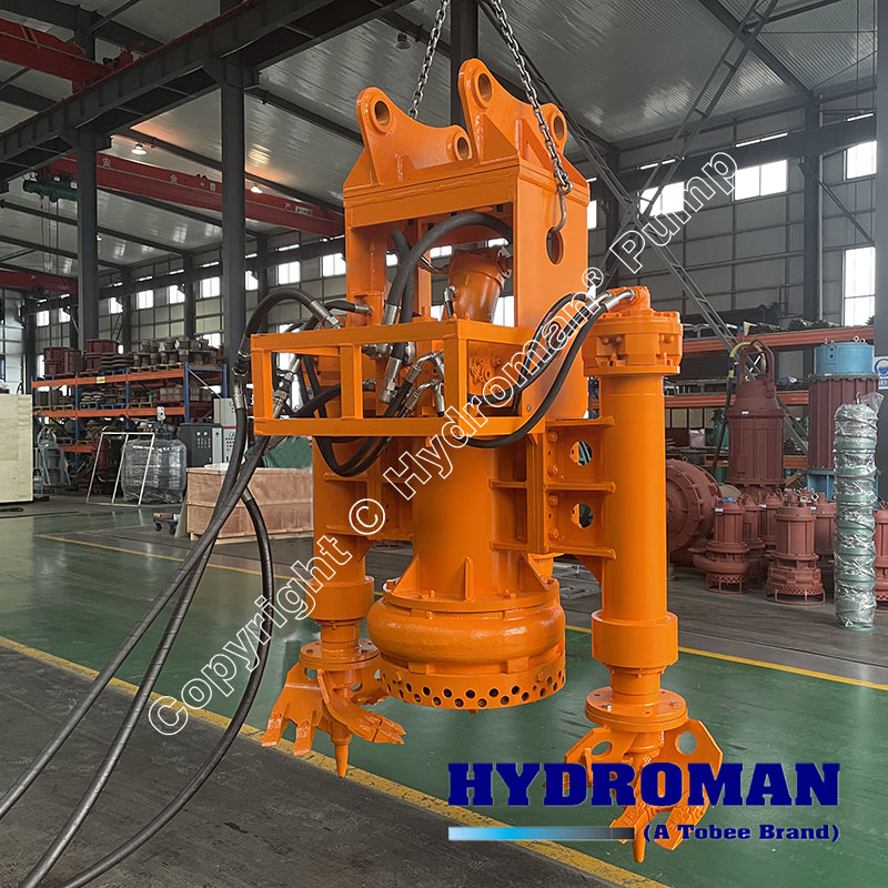 Submersible dredging pump with side excavators for pulp mixing