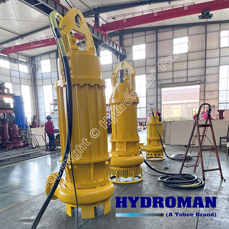 Submersible pump for waste water
