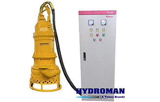 Submersible sludge pumps with control panels